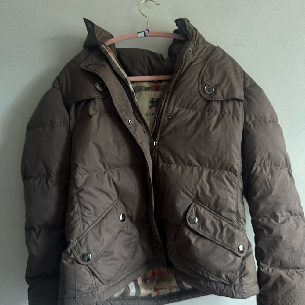 Burberry women’s puffer jacket size M - Picture 9 of 9